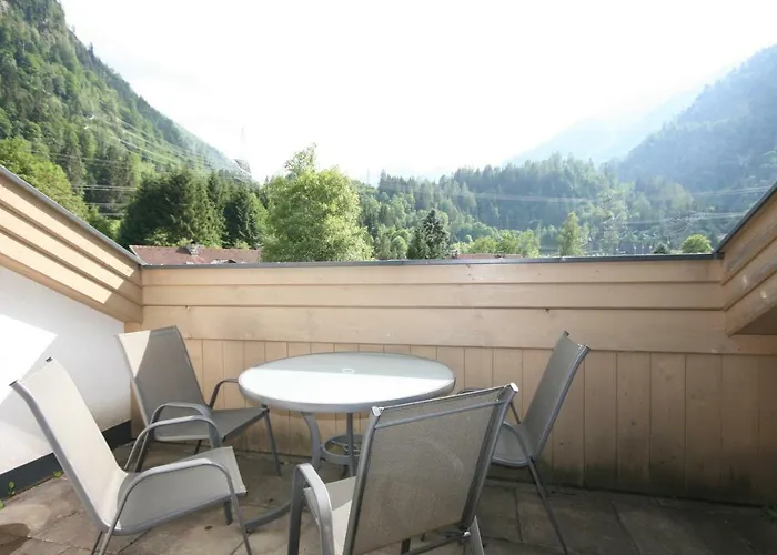 تْسور كابيل شقة *